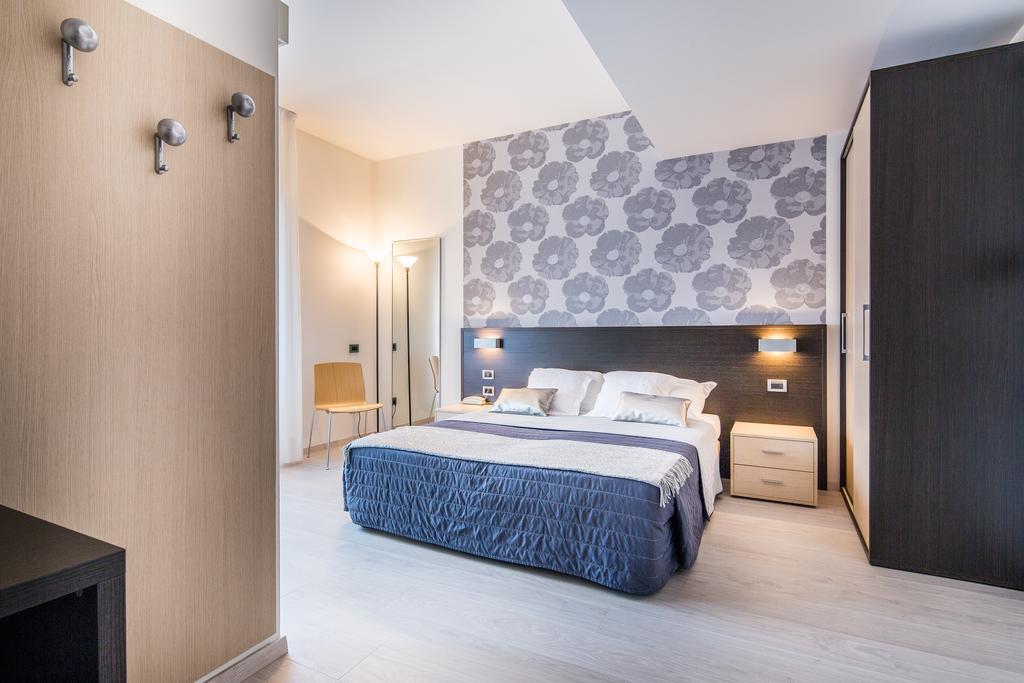 Double or Twin Room,658476849:JPEG